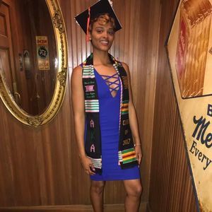 Meet your Posher, Nicole